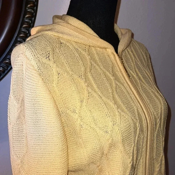 St. John by Marie Gray Women’s Buttery Yellow Hooded Cardigan Sweater Jumper M - Picture 4 of 16